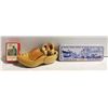 Image 1 : DUTCH ITEMS, SHOES, CARDS, CASE
