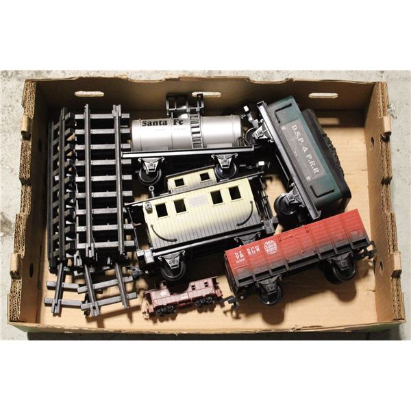 LARGE RAIL CARS X4 AND SOME TRACKS