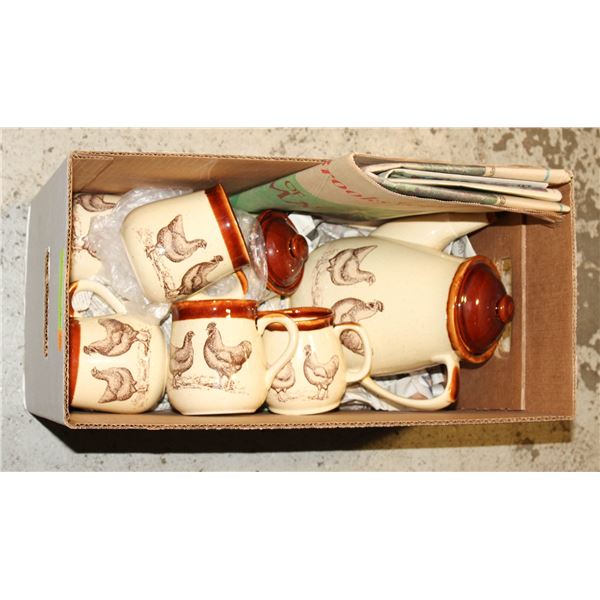 CHICKEN+ROOSTER THEMED TEA CUP SET