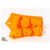 Image 1 : #829-6 DIFFERENT HALLOWEEN GHOSTS, PUMPKIN MOLDS