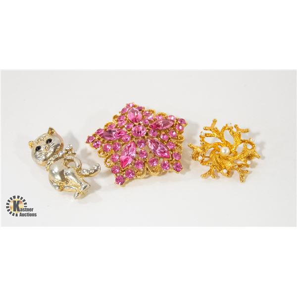 LOT OF 3 VINTAGE BROOCHES
