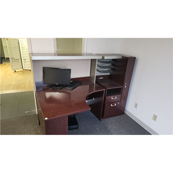 *OFFSITE* CONTENTS OF ROOM INCLUDES DESK AND PC