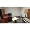 Image 1 : *OFFSITE* CONTENTS OF ROOM INCLUDES