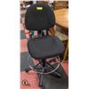 Image 1 : NEWLY ASSEMBLED OFFICE CHAIR W/ FOOT REST