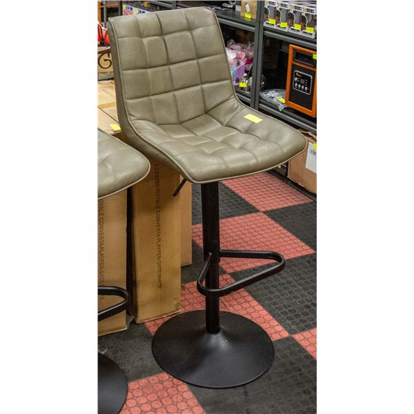 GREY BAR STOOL *LEANS TO THE SIDE*