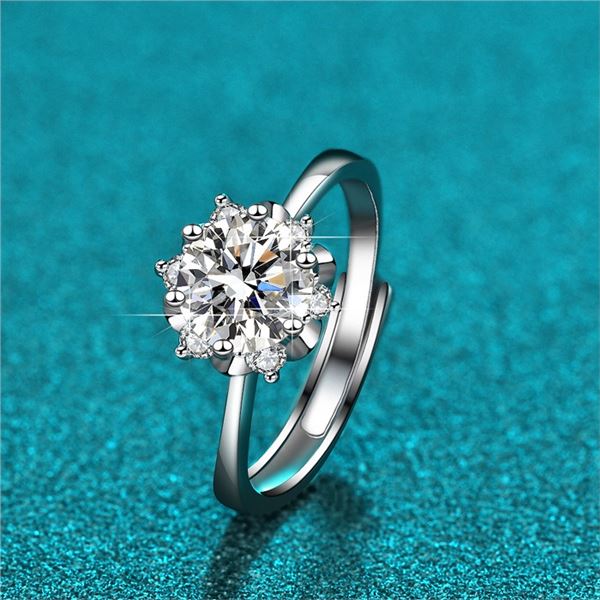 1 CT GRA CERTIFIED BRILLIANT CUT MOISSANITE