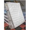 Image 1 : FREIGHT CLAIM DOUBLE MATTRESS 12" DEEP