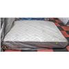 Image 1 : FRIEGHT CLAIM QUEEN MATTRESS