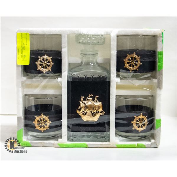 VINTAGE GLASS DECANTER SHIP