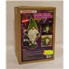 Image 1 : FLOCKED GARDEN GNOME WITH SOLAR LIGHT 13X8X5"