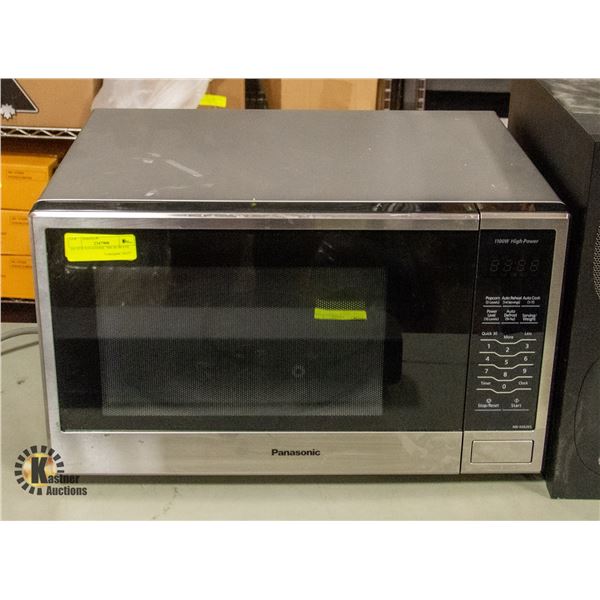 SILVER PANASONIC MICROWAVE