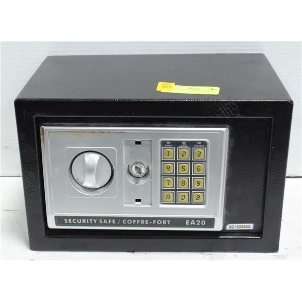 ESTATE SAFE WITH KEY-ESTATE