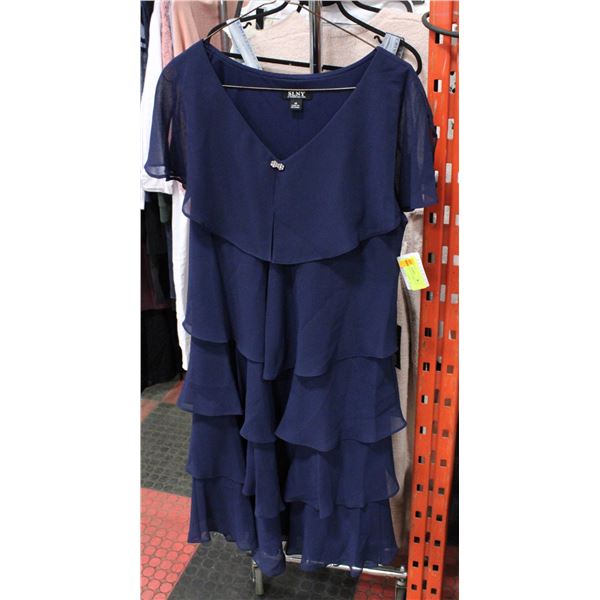 NEW WITH TAG SLNY LADIES SIZE 14 DRESS