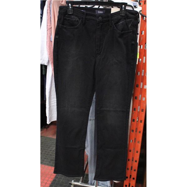 NEW WITH NYI TAG LADIES SZ 10