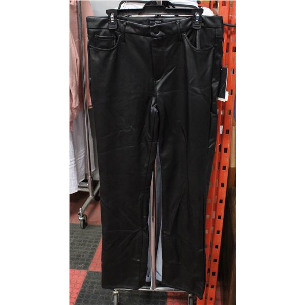 NEW WITH TAGS LADIES SIZE 12 FAUX LEATHER