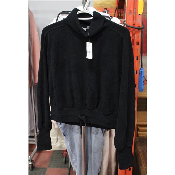 LADIES SIZE SMALL BLACK SWEATY BETTY