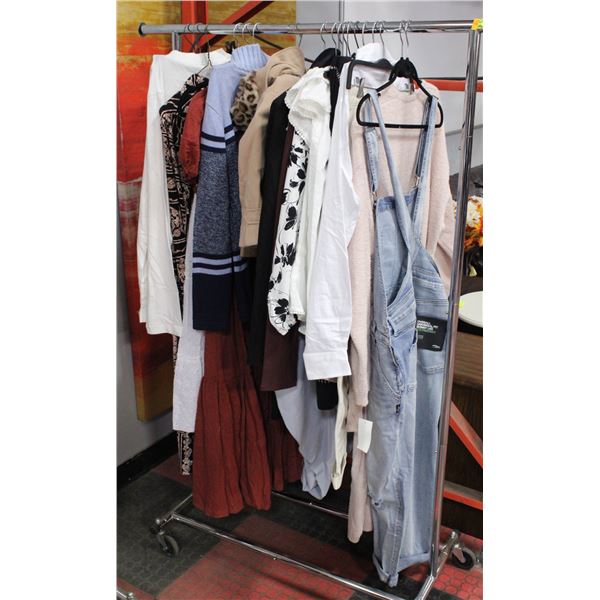 LOT OF CLOTHING VARIOUS SIZES VARIOUS CONDITIONS