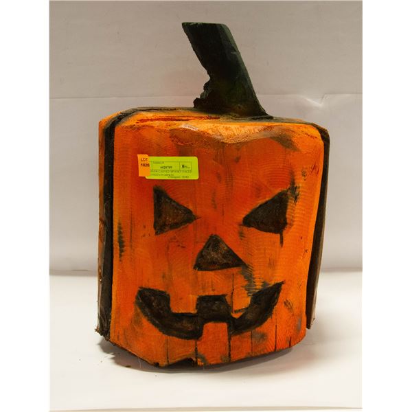 CHAINSAW CARVED SPOOKY FACED HALLOWEEN PUMPKIN