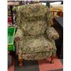 Image 1 : GREEN LEAF PATTERN FABRIC ARM CHAIR