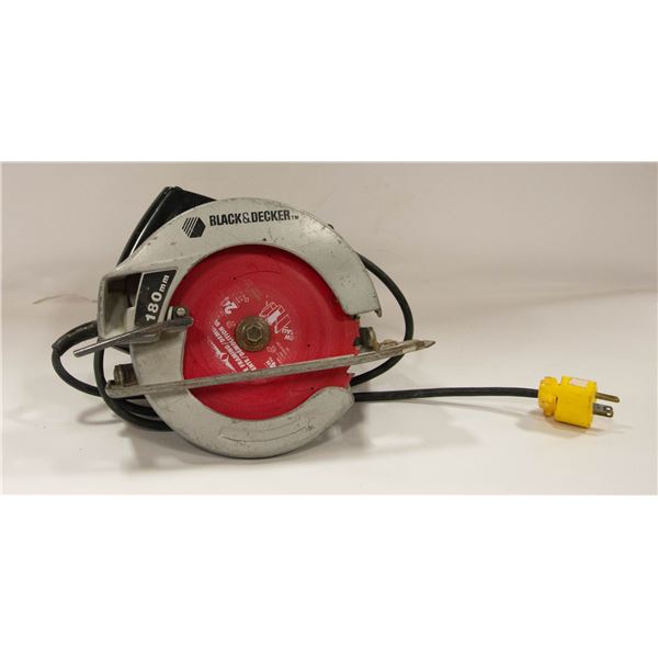 CORDED BLACK AND DECKER CIRCULAR SAW
