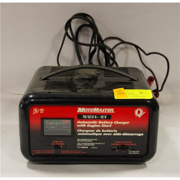 MOTOMASTER AUTOMATIC BATTERY CHARGER WITH ENGINE