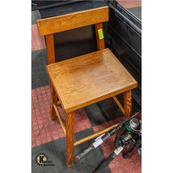 VINTAGE WOOD CHAIR 16"X14"X30" HIGH