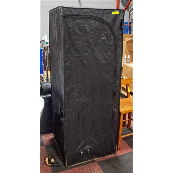 GROW TENT