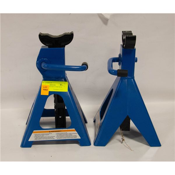 PAIR OF POWERFIST 2 TON JACK STANDS