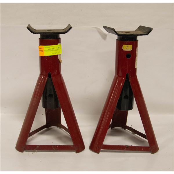 PAIR OF 3000LB JACK STANDS