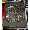 Image 1 : TRAY OF ASSORTED SOCKETS