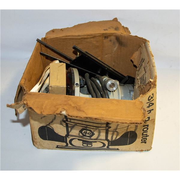 BLACK AND DECKER 3/4 HP ROUTER