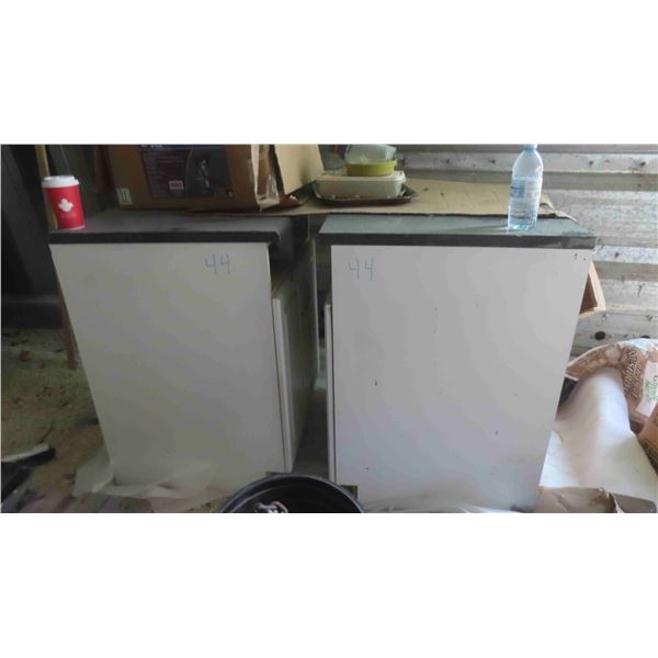 **OFFSITE** White Kitchen Cupboards Upper/Lower Complete