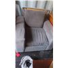 Image 1 : **OFFSITE** Sectional with Power Reclining Arm Chair 
