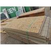 Image 1 : (72) 3/8'' LP Smart Panel - Some Shipping Damage 
