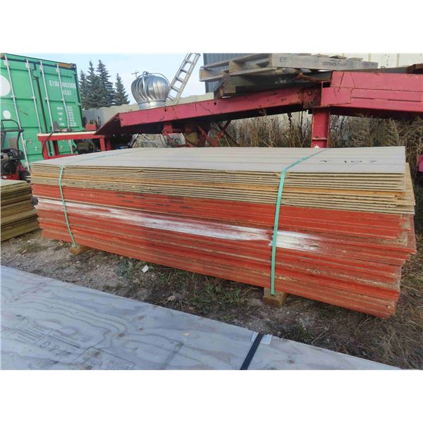 (46) Mixed Boards: (33) 7/16'' OSB 4ft x 8ft , (13) 3/8''