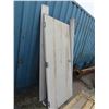 Image 3 : 2 Exterior Doors with Jams (1) 36'' x 79'' , (1) 36'' x 80'' 