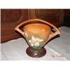 Image 1 : ROSEVILLE WATER LILY VASE