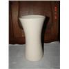 Image 1 : UHL VASE "WHITE"