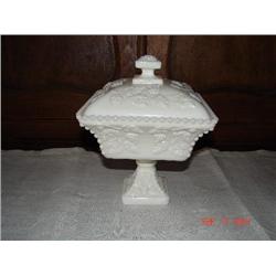 WEST MORELAND COMPOTE W/LID