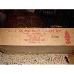 6 1/2' ALUMINUM CHRISTMAS TREE