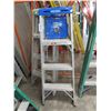 Image 1 : 2-Alum. 4' Stepladder - 2 X $