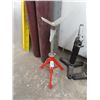Image 1 : Stock Stand