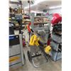 Image 3 : Dewalt Sawbuck Portable Miter Saw - (Broken Handle)