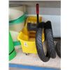 Image 1 : Mop Bucket