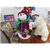 Image 1 : Snowman & Polar Bear Décor - 2