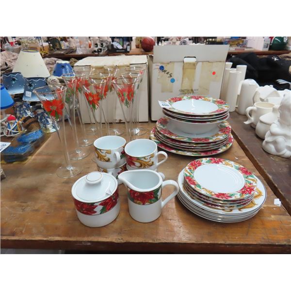 Poinsettia Holiday Stems & Dishes