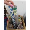 Image 1 : Holiday Gift Wrap