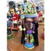 Image 3 : 4-Collector Nutcracker Holly Adler/Santa - 4 X $