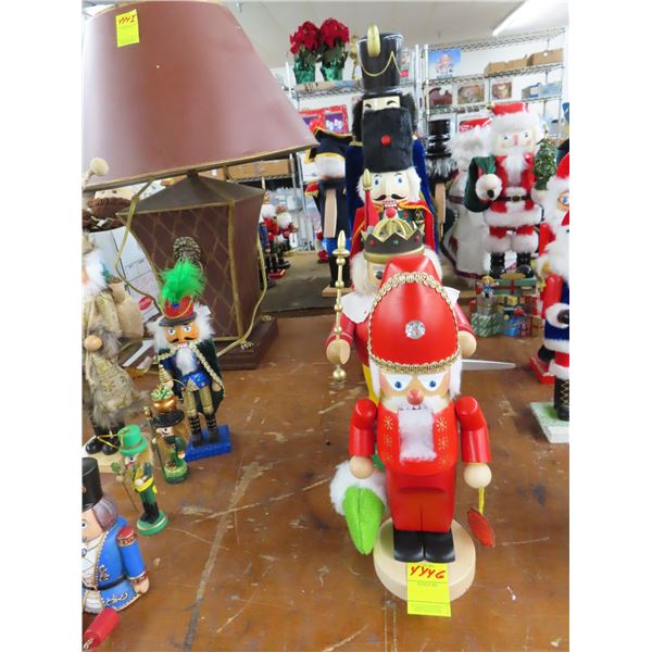 4-Collector Nutcracker Steinbach - 4 X $