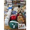 Image 3 : Lot of Christmas Angels, Figurine Statues, Coffee Cups, Bows,